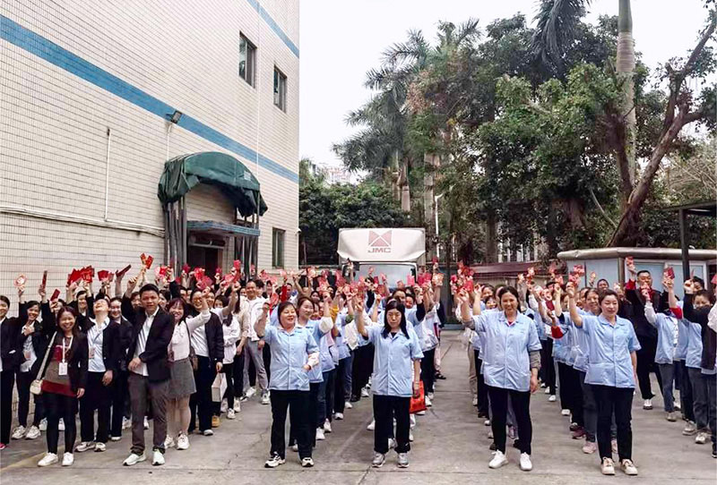 龙行龘龘，前程朤朤丨雅香丽化妆用品（深圳）有限公司龙运当头，开工大吉！