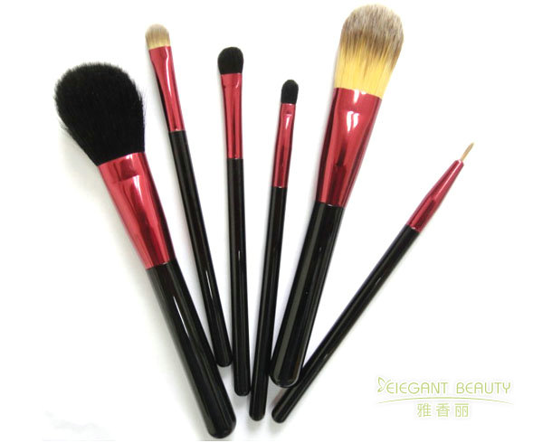 定制化妆刷套装需要多长时间？